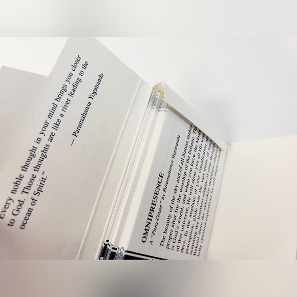 9 VINTAGE Pieces Set - Lotus, Bodhi, Mala and More - Picture 15 of 16